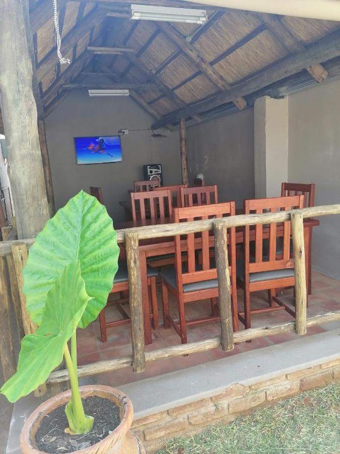 848 Guest House 维多利亚瀑布 外观 照片